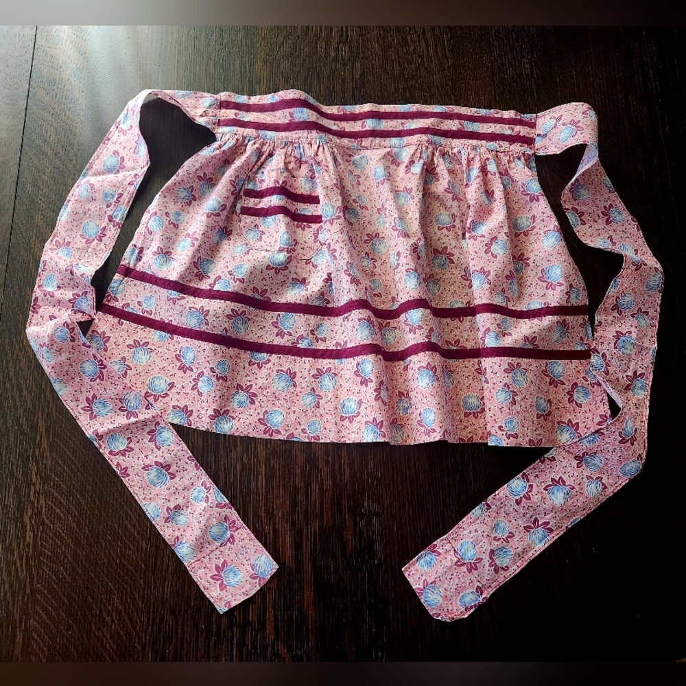 Vintage 1950's Pink Burgundy Floral Apron EUC $25